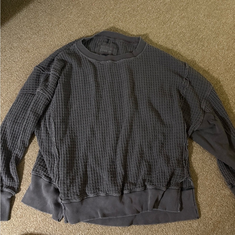American Eagle Outfitters Sweater